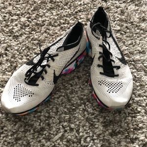 Nike Rainbow Flyknit Agility Sneakers Size 7